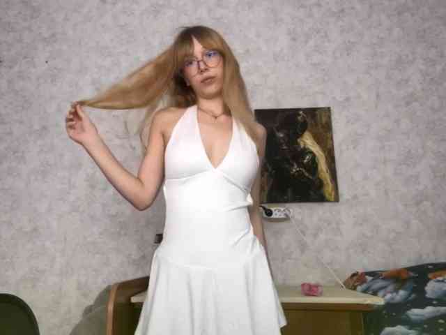 Model: LisabethTriarsi