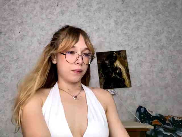 Model: LisabethTriarsi