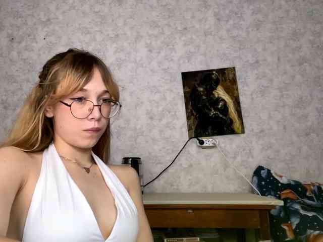 Model: LisabethTriarsi