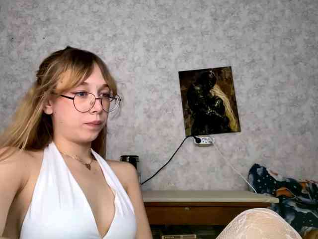 LisabethTriarsi webcam