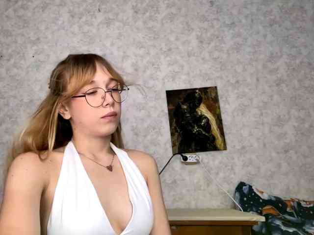 Model: LisabethTriarsi