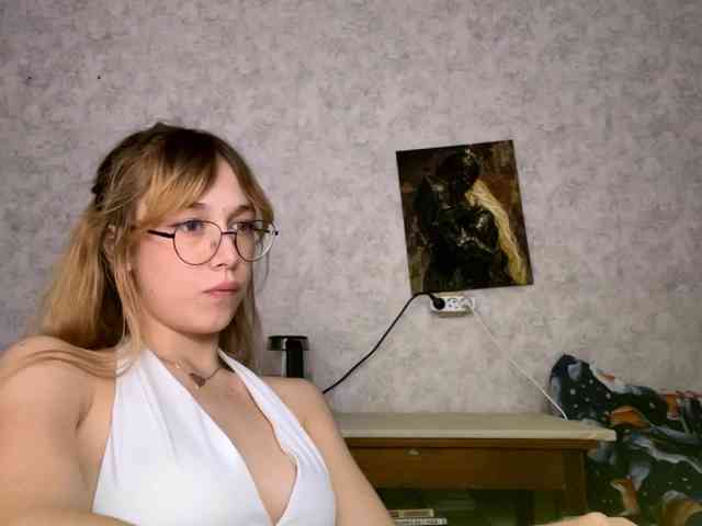 Model: LisabethTriarsi