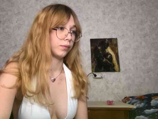 Model: LisabethTriarsi