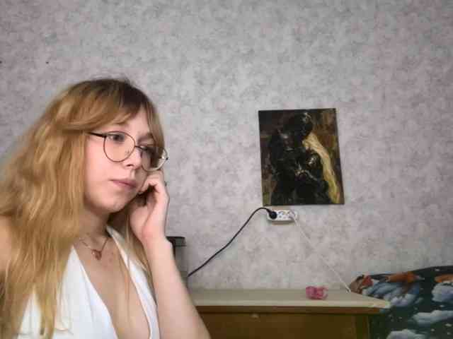 Model: LisabethTriarsi