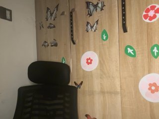 CharmingAura2 Porn Show