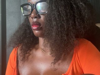 CharmingAura2's Live Webcam