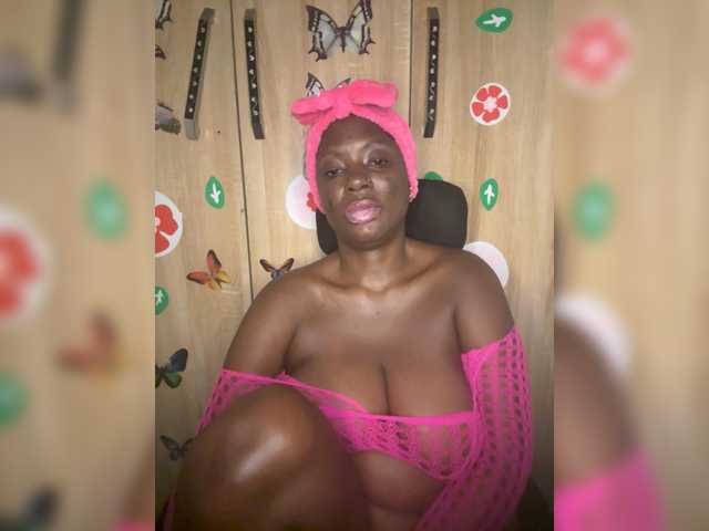 CharmingAura2 Live Cam pe BongaCams