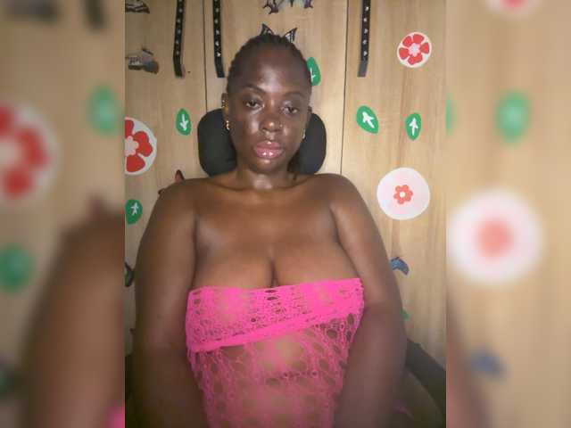 CharmingAura2 live webcam show