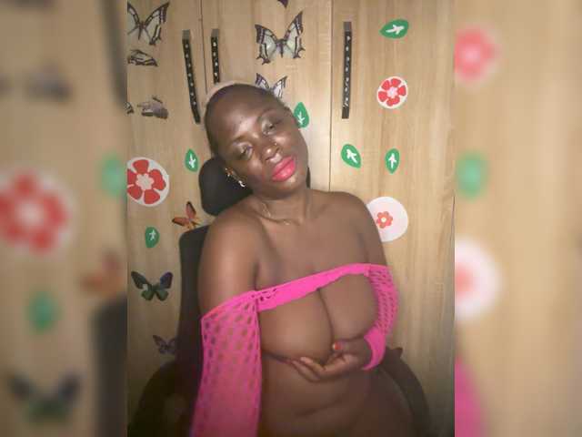 CharmingAura2 live webcam show