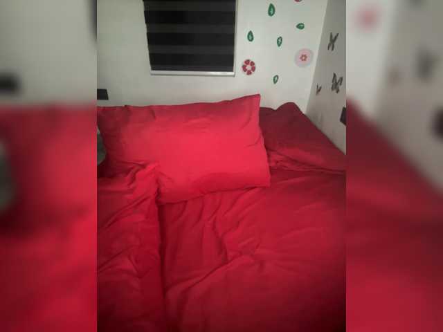 CharmingAura2 live cam preview