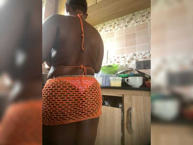 CharmingAura2 live cam on BongaCams