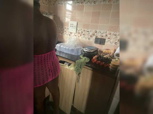 CharmingAura2 live webcam show