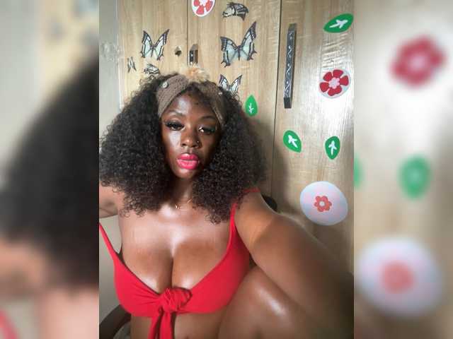 CharmingAura2 live cam on BongaCams