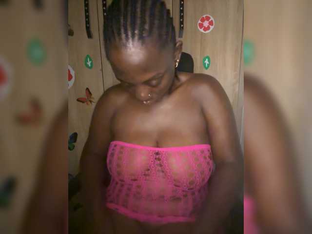 CharmingAura2 live webcam show