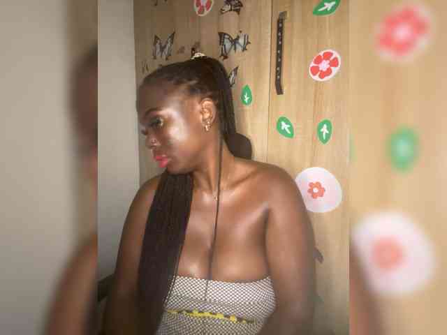 Model: CharmingAura2