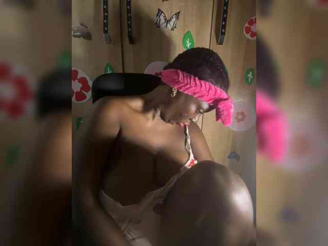 CharmingAura2 webcam