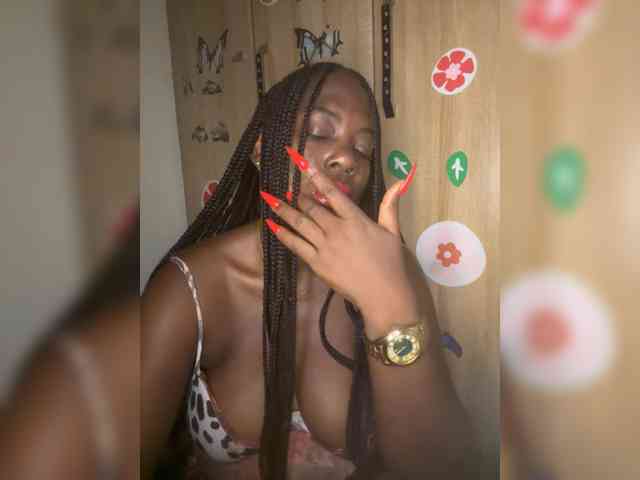 Model: CharmingAura2