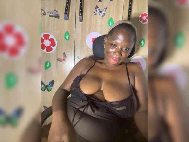 Model: CharmingAura2