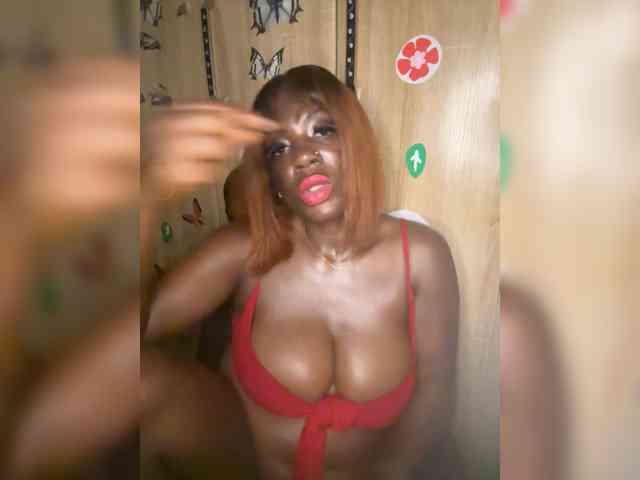 Model: CharmingAura2
