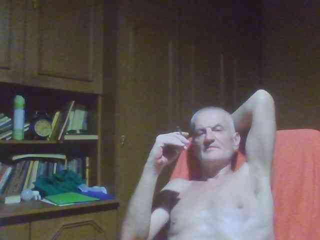 therapist1973 Live Webcam on BongaCams