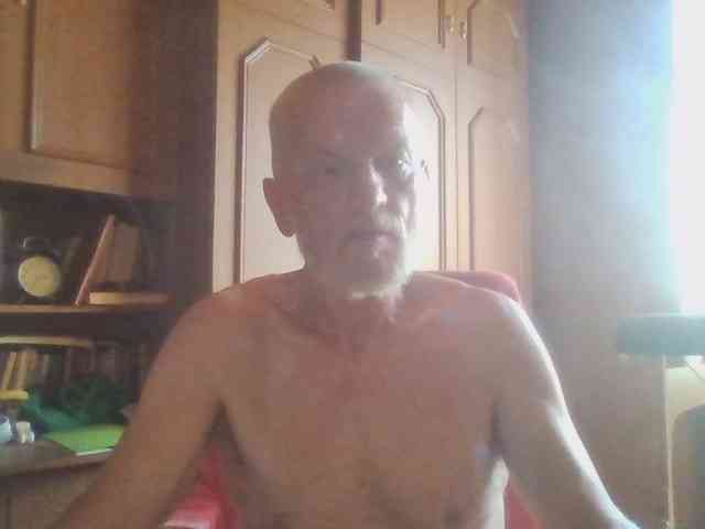 therapist1973 Live Webcam on BongaCams