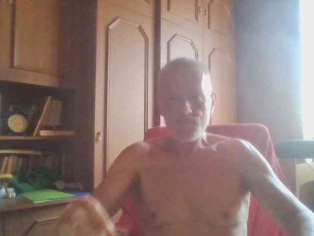 therapist1973 Live Webcam on BongaCams