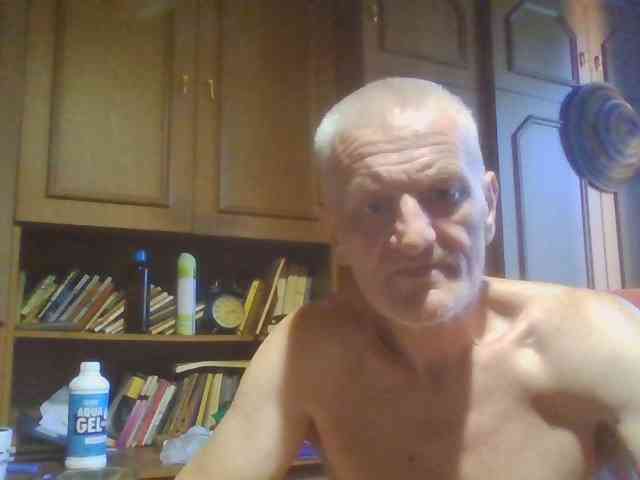 therapist1973 Live Webcam on BongaCams