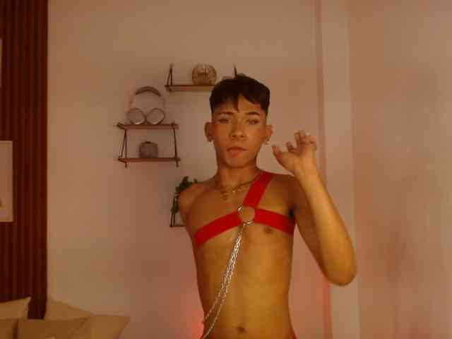 tiago_noir
