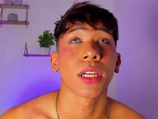 Tiago-Noir Tiago-Noir