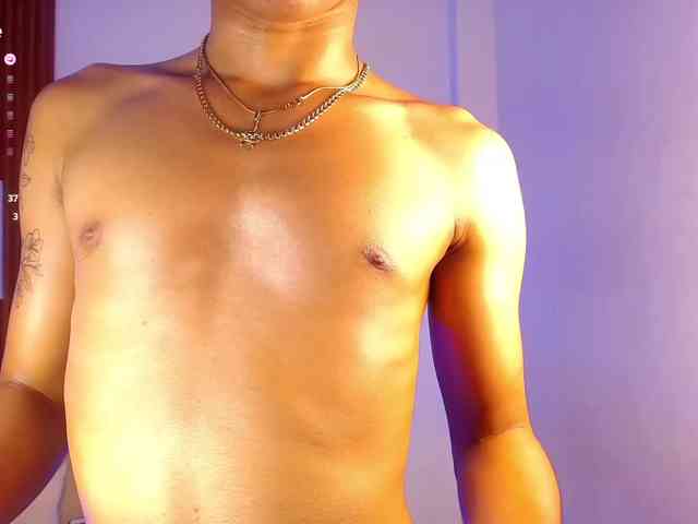 tiago_noir