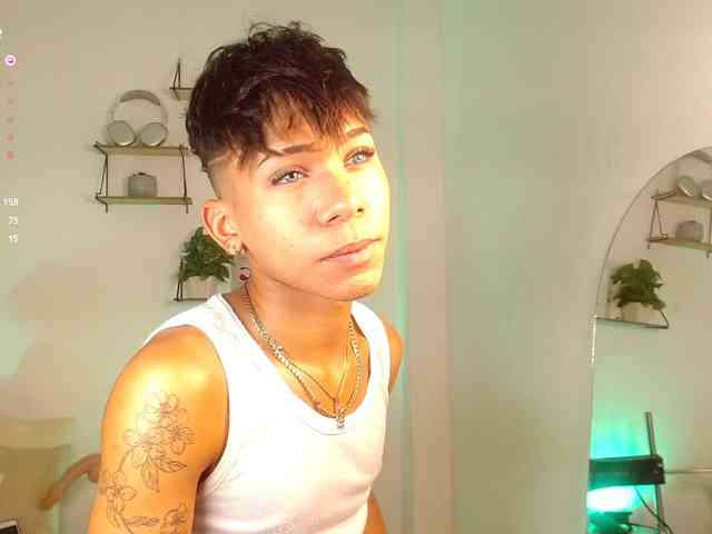 tiago_noir