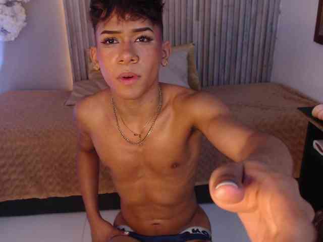 tiago_noir
