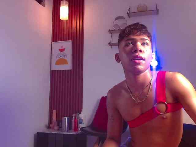 tiago_noir