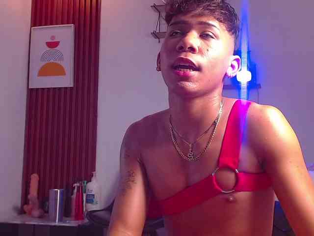 tiago_noir