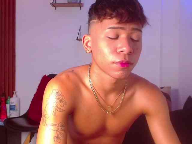 tiago_noir