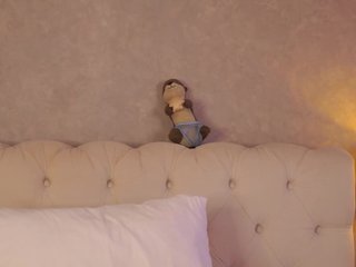 EmmaNaughty