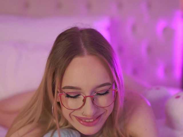 EmmaNaughty