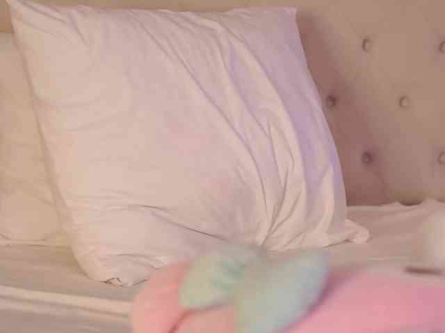 EmmaNaughty