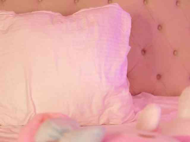 EmmaNaughty