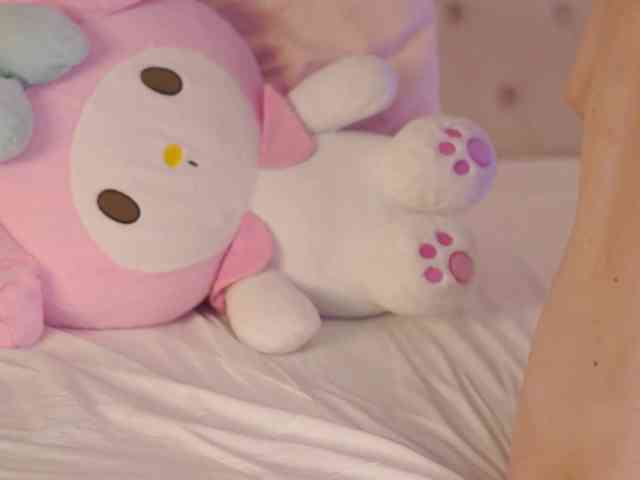 EmmaNaughty webcam
