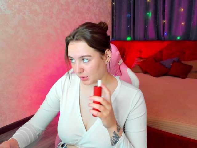 AgataAdriann live cam on BongaCams