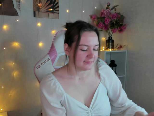 AgataAdriann live cam preview