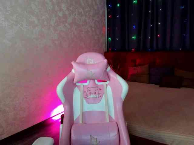 AgataAdriann webcam