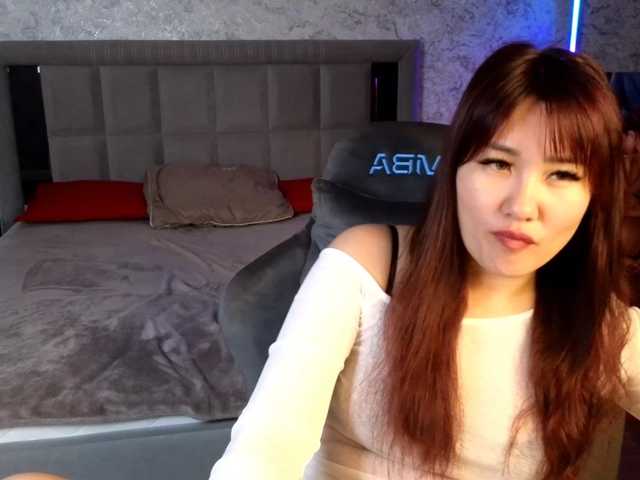 Yukiyasunshine live cam on BongaCams