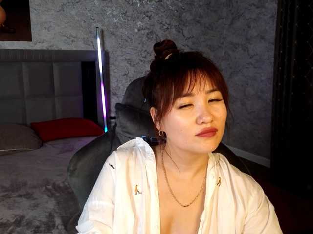 Yukiyasunshine live cam on BongaCams