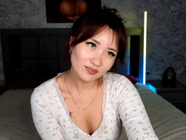Yukiyasunshine live cam on BongaCams