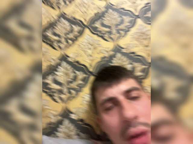 Ssenuyor live webcam show