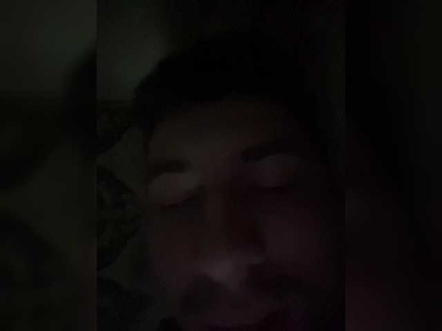 Ssenuyor live webcam show