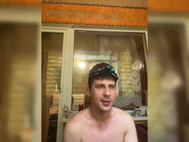 Ssenuyor Live Webcam on BongaCams
