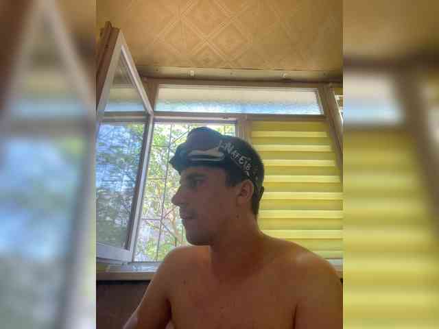 Ssenuyor Live Webcam on BongaCams